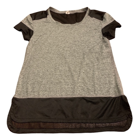 Champion Women’s Short Sleeve Workout Athletic T Shirt Mesh Trim Size Small - Picture 1 of 5